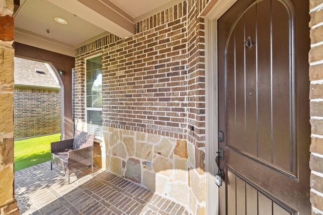 Building Photo - 7944 Cherry Springs Ct