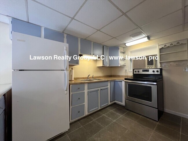 Building Photo - Charming Grandin Court House with Detached Garage and In Law Suite