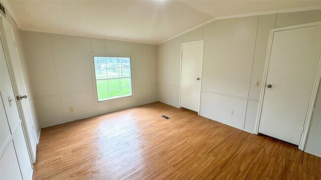 Building Photo - 265 County Rd 3310D
