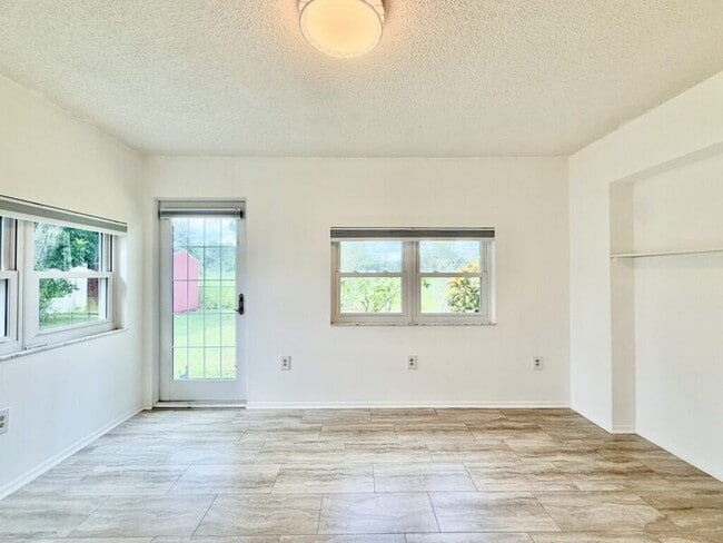 Building Photo - 4149 Prudence Dr