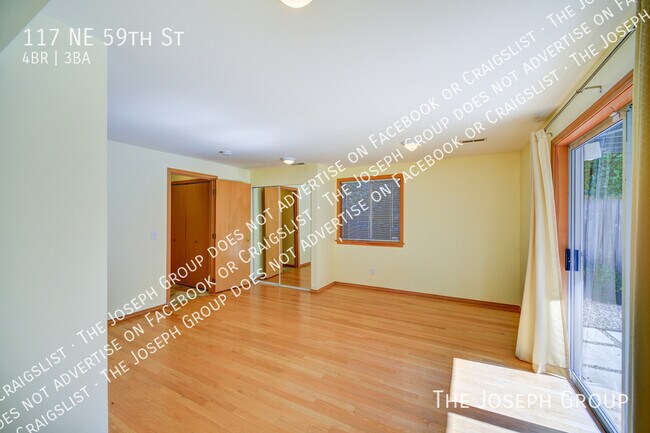 Building Photo - 117 NE 59th St