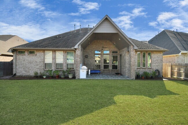 Building Photo - 16906 Dalgety Ct