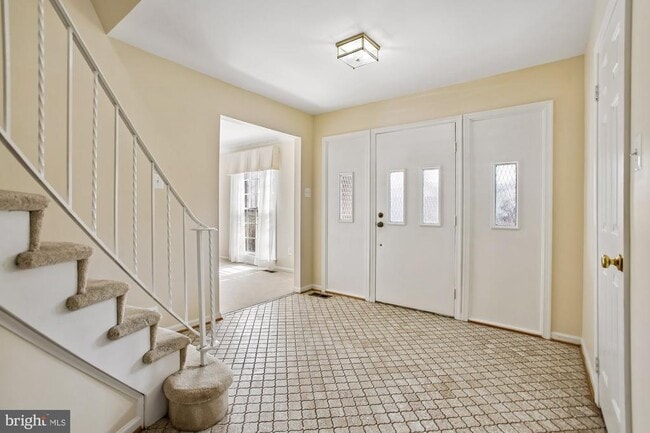 Building Photo - 6604 Tina Ln