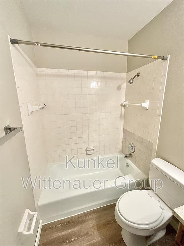 Building Photo - 1320 N 1st St