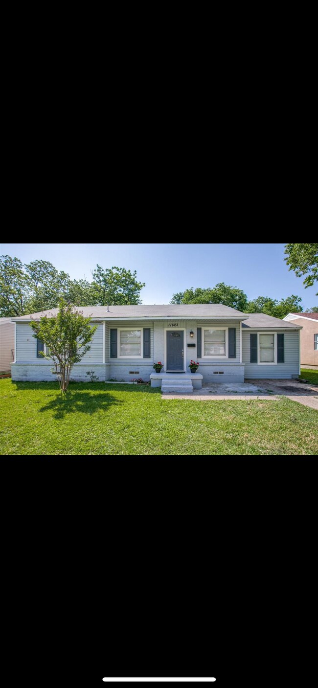 Primary Photo - 11623 Lippitt Ave