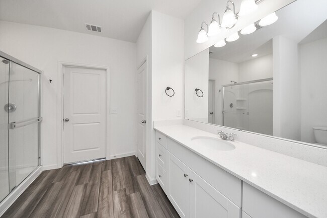 Building Photo - 6306 Highland Trl Dr