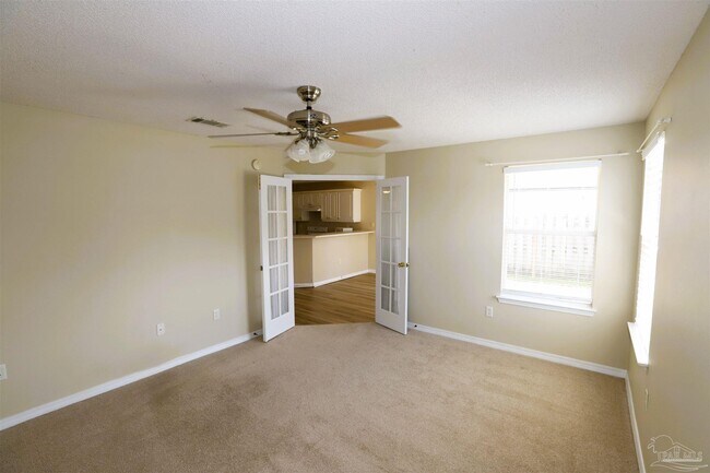 Building Photo - 4100 Spinnaker Pl