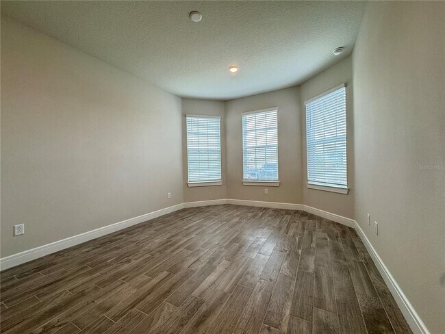 Building Photo - 6449 Shimmering Shrs Ln