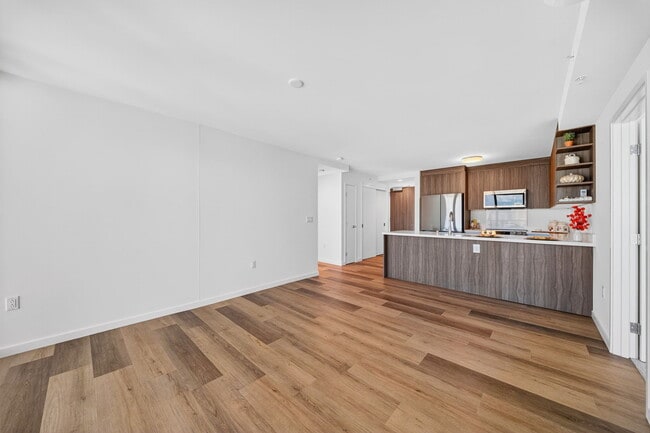 Building Photo - 1515 Liona St