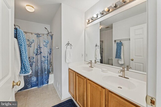 Building Photo - 7887 Cranford Farm Cir