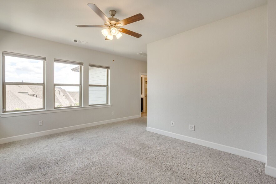 Building Photo - 14228 Walsh Ave