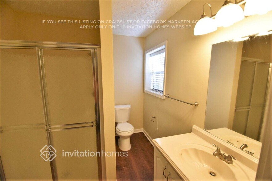 Building Photo - 10780 Shagbark Trail