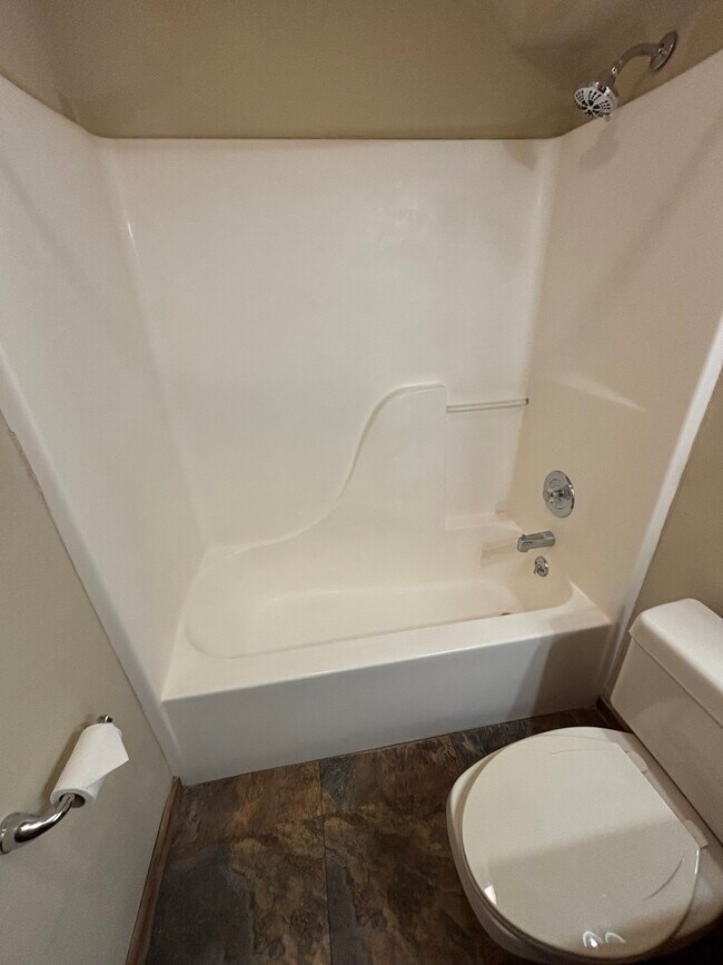 Building Photo - 284 Jefferson St