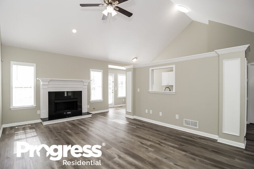 Building Photo - 33 Clearview Dr