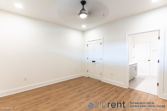 Building Photo - 1 br, 1 bath Condo - 4704 Sunset Trail, Au...