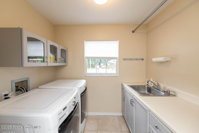 Building Photo - 2625 Slash Pine Ct