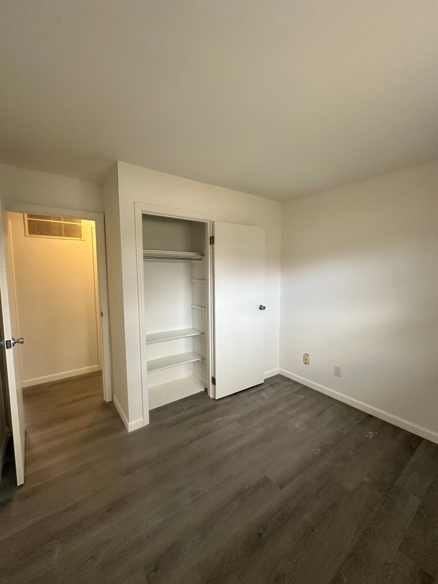 Bedroom 1 - 991 Deerfield Ct