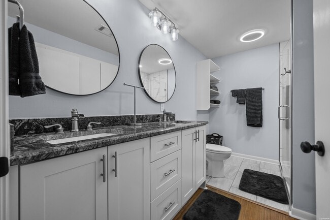 Building Photo - 100 Bayou Point