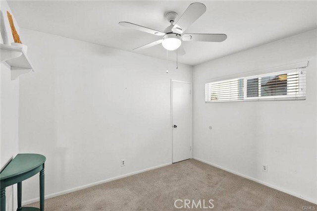Building Photo - 810 N Maria Ave