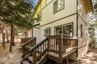 Building Photo - 1005 Chillon Dr