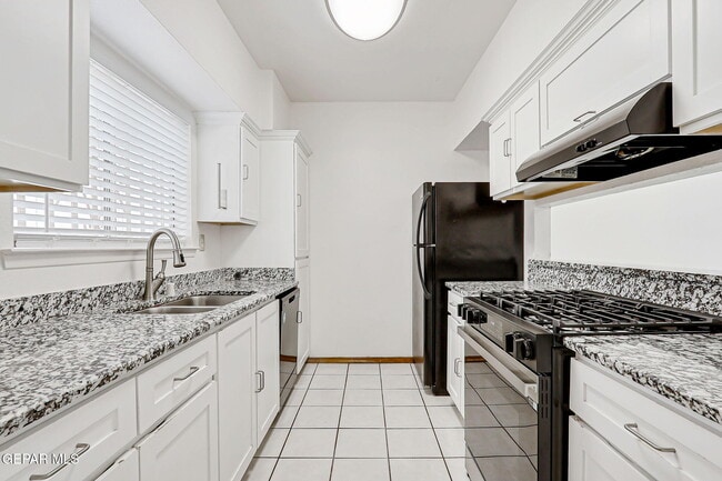 Building Photo - 10914 Pelhem Rd