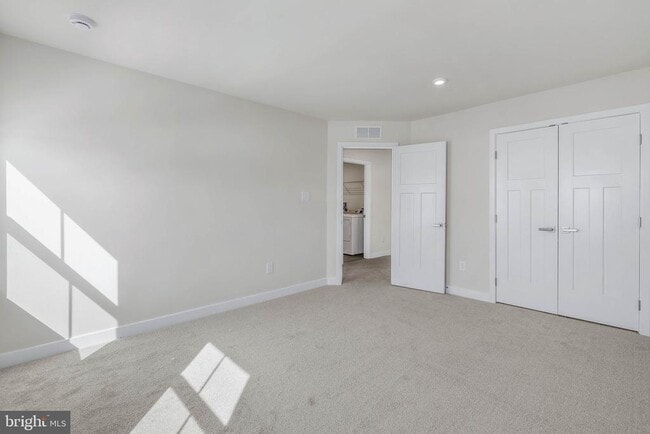 Building Photo - 88 Rosemary Wy