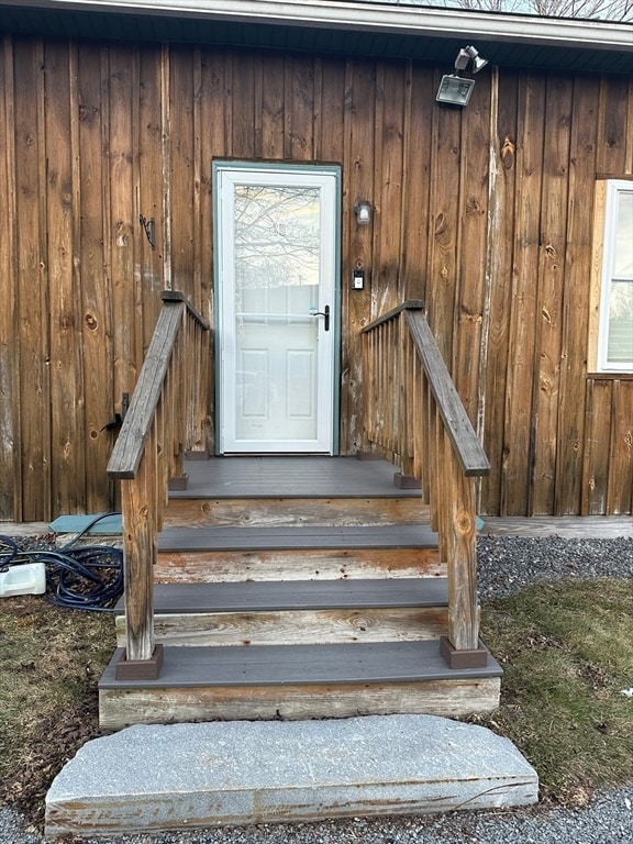 Building Photo - 13 Waushacum Ave