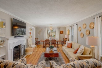 Building Photo - 1630 S Connell St