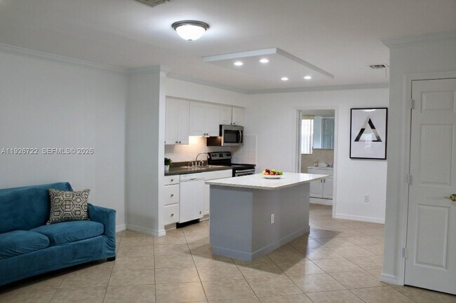 Building Photo - 300 SW 8th St