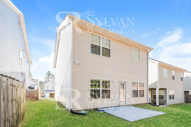 Building Photo - The Lifestyle You Deserve.