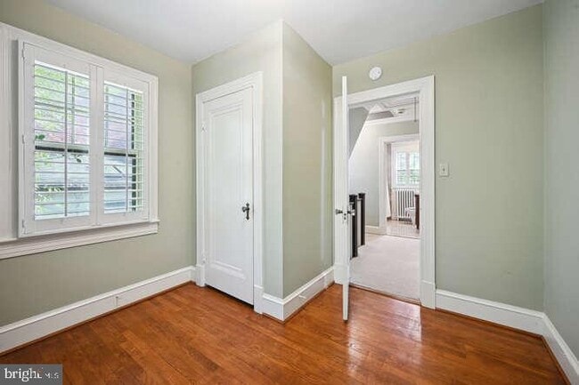 Building Photo - 5401 32nd St NW