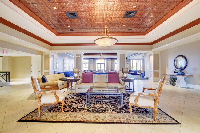 Building Photo - 5547 Fairway Park Dr