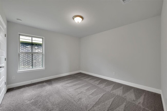 Building Photo - 411 Terra Vis Cir