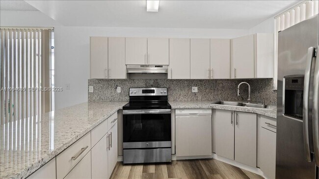 Building Photo - 8625 SW 152nd Ave