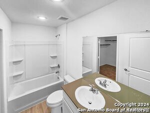Building Photo - 3834 Kurz Plz S