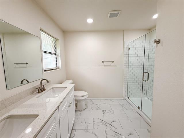 Building Photo - 110 Marigold Dr