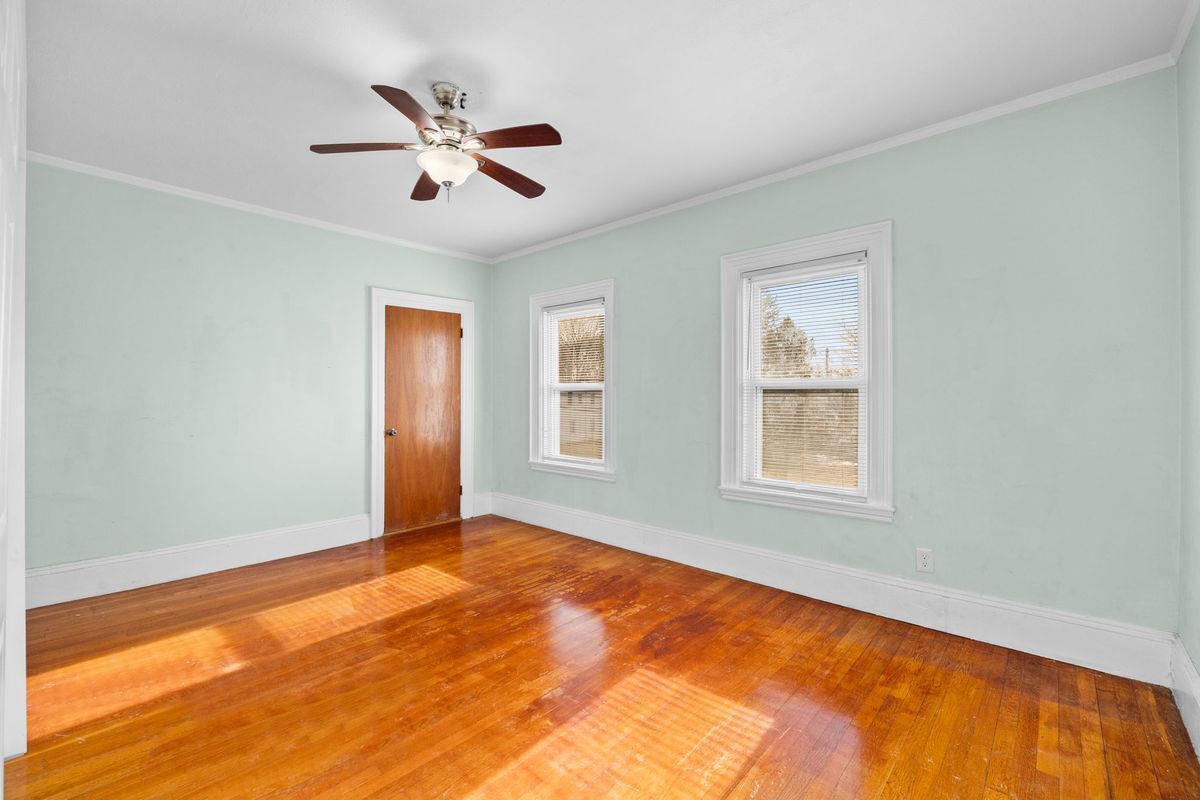 Building Photo - 149 Clifton Ave