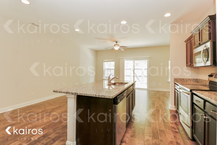Building Photo - 407 Ferguson Ln