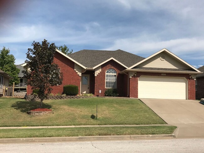 Primary Photo - Executive Rental All Brick Home near South...