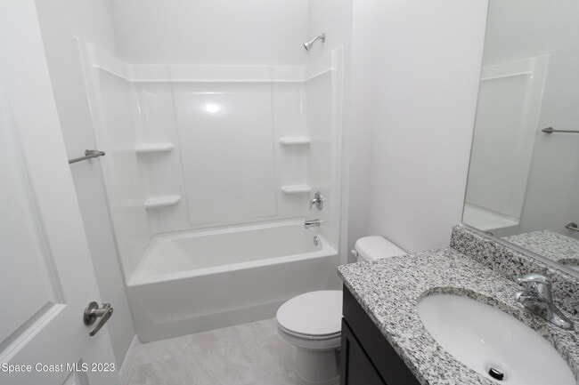 Building Photo - 743 Andrew St SE