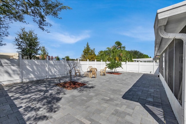 Building Photo - 11924 Pethrick Dr