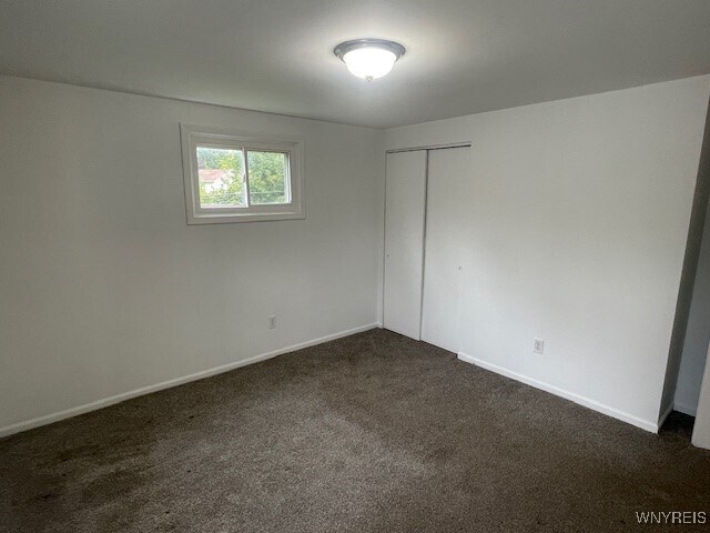 Building Photo - 341 Sundridge Dr