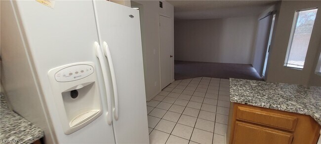 Building Photo - 2813 Cacto Ct