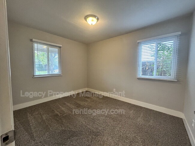 Building Photo - 1316 Sebastian Way