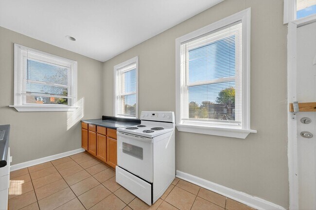 Building Photo - 4102 Nebraska Ave