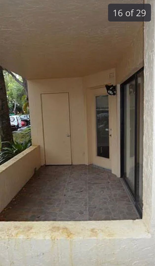 Building Photo - Upgraded 2BR/2BA – Gated Community, Great Amenities!