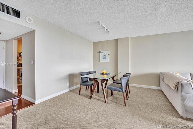 Building Photo - 3800 S Ocean Dr