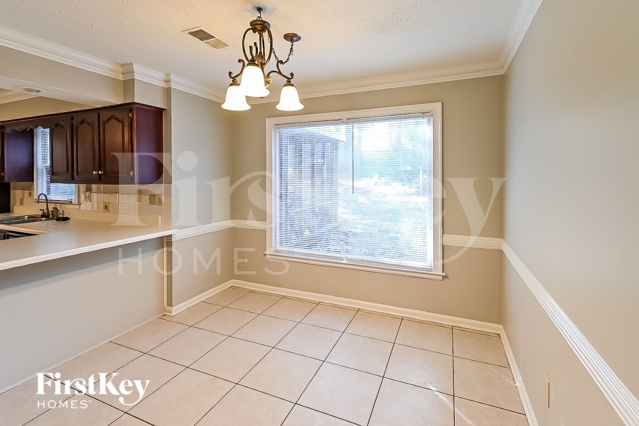 Building Photo - 8661 Beckenham Dr