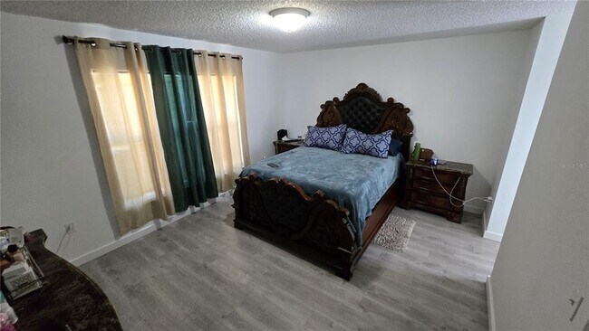 Building Photo - 1851 Wimbledon St