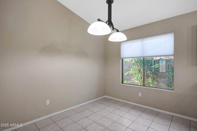 Building Photo - 16804 N 113th Dr